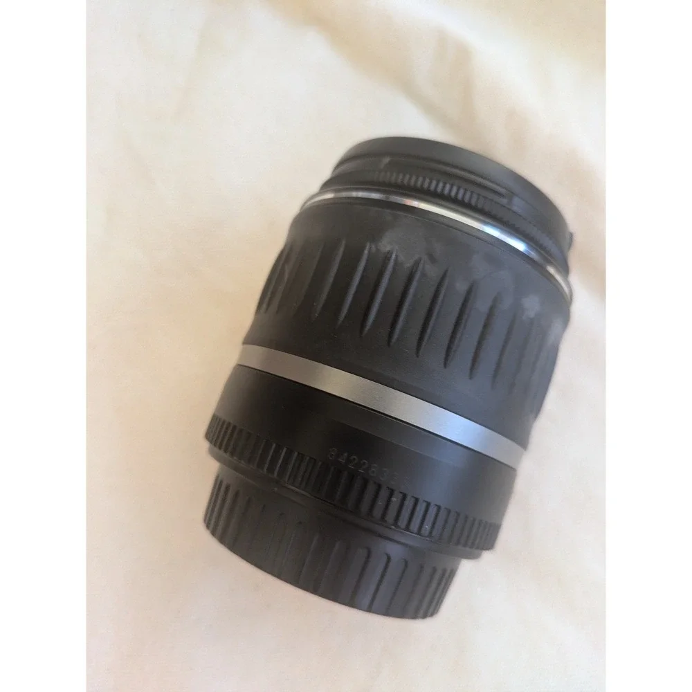 Canon EF-S 18-55mm f/3.5-5.6 Zoom Lens for DSLR Cameras Black